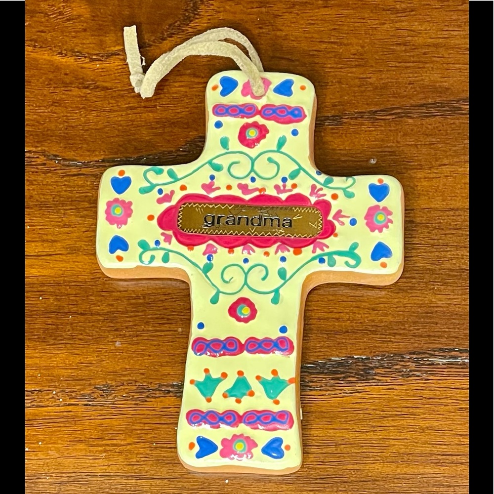 A2  HANGING CROSS